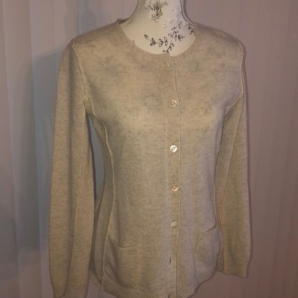 J. Jill Italian cashmere blend Oatmeal button down cardigan size S front pockets